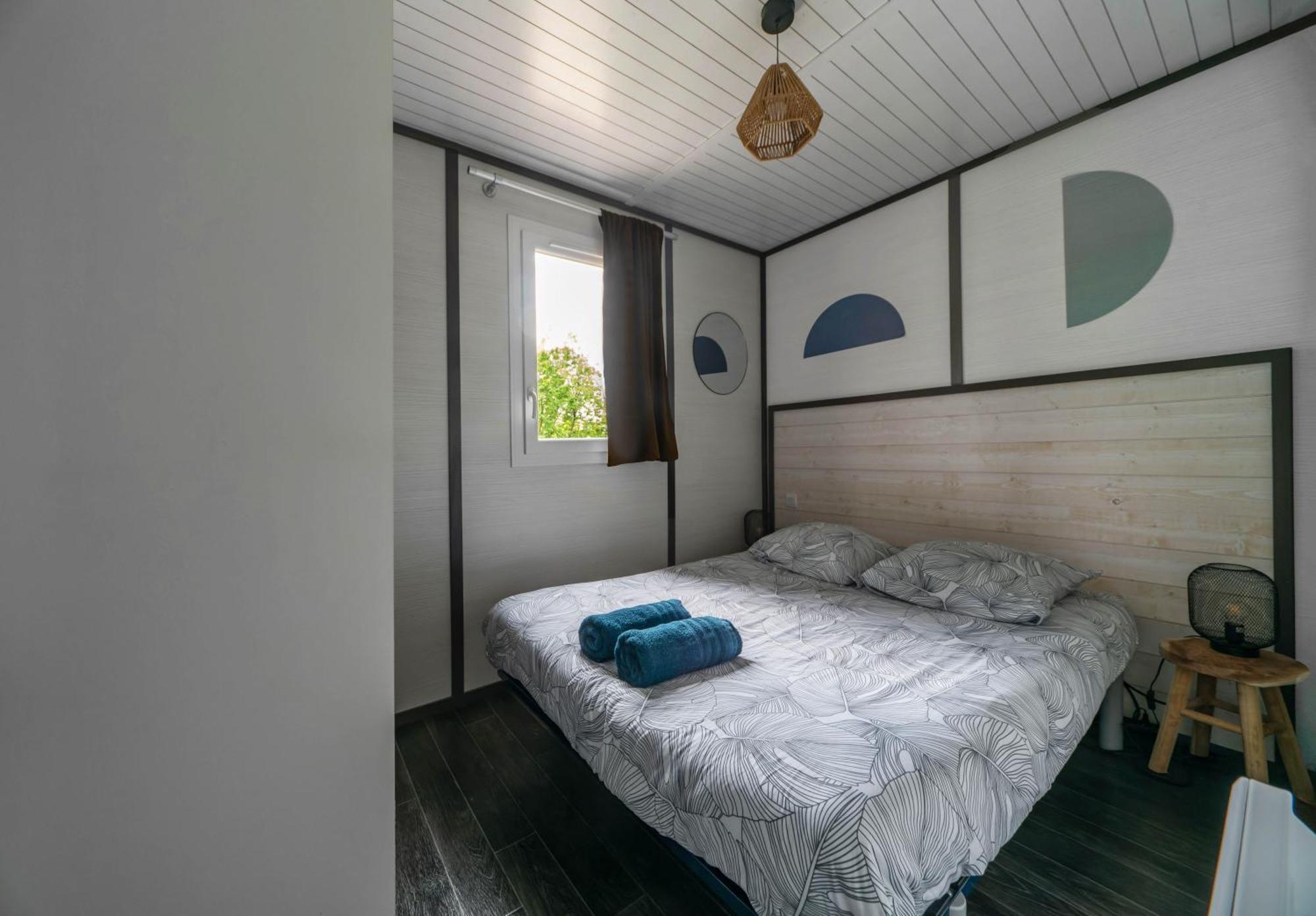 Camping Le Mont Libre - Cottage & Espace Nature - Gannat Ngoại thất bức ảnh