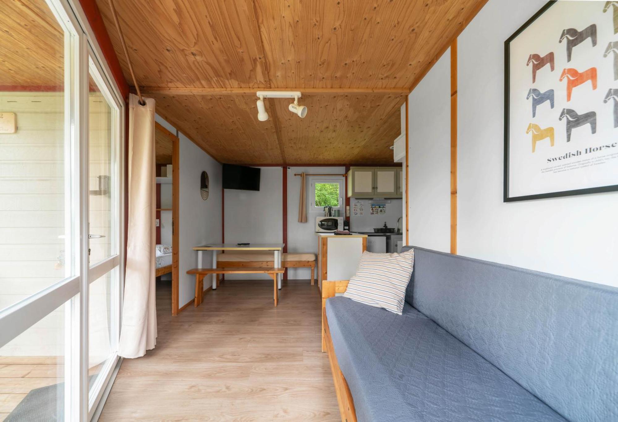 Camping Le Mont Libre - Cottage & Espace Nature - Gannat Ngoại thất bức ảnh